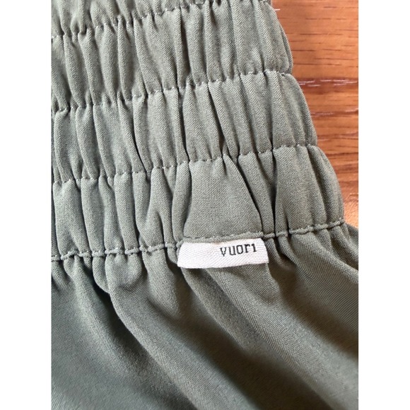 Vuori Villa Short Olive Green Sz Medium Elastic Waist Relaxed High Rise Travel - Picture 7 of 7